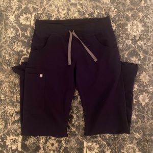 🩺Navy Blue Figs Scrub Pants! Size women’s small!🩺